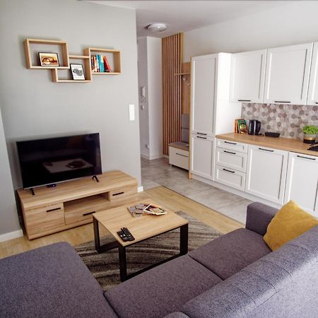 Przytulny Apartament Z Ogrodkiem W Doskonalej Lokalizacji Fair Rentals Wrocław Kültér fotó